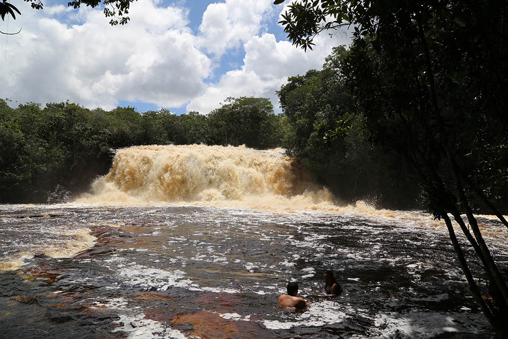 cachoeiras-em-presidente-figueiredo-iracema