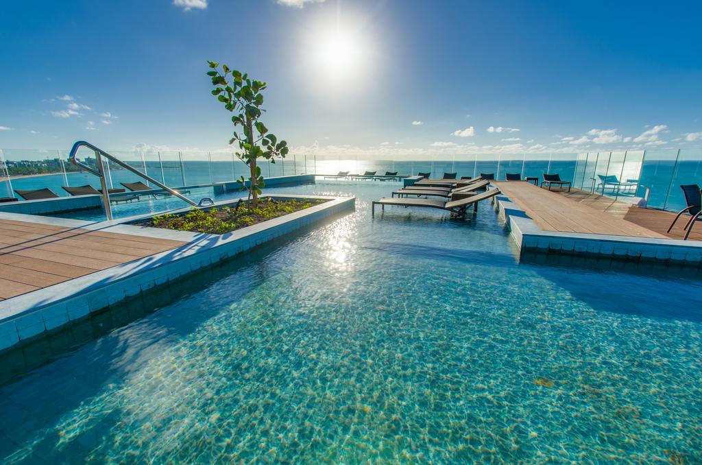 Hotel em Maceió beira Mar Ponta Verde