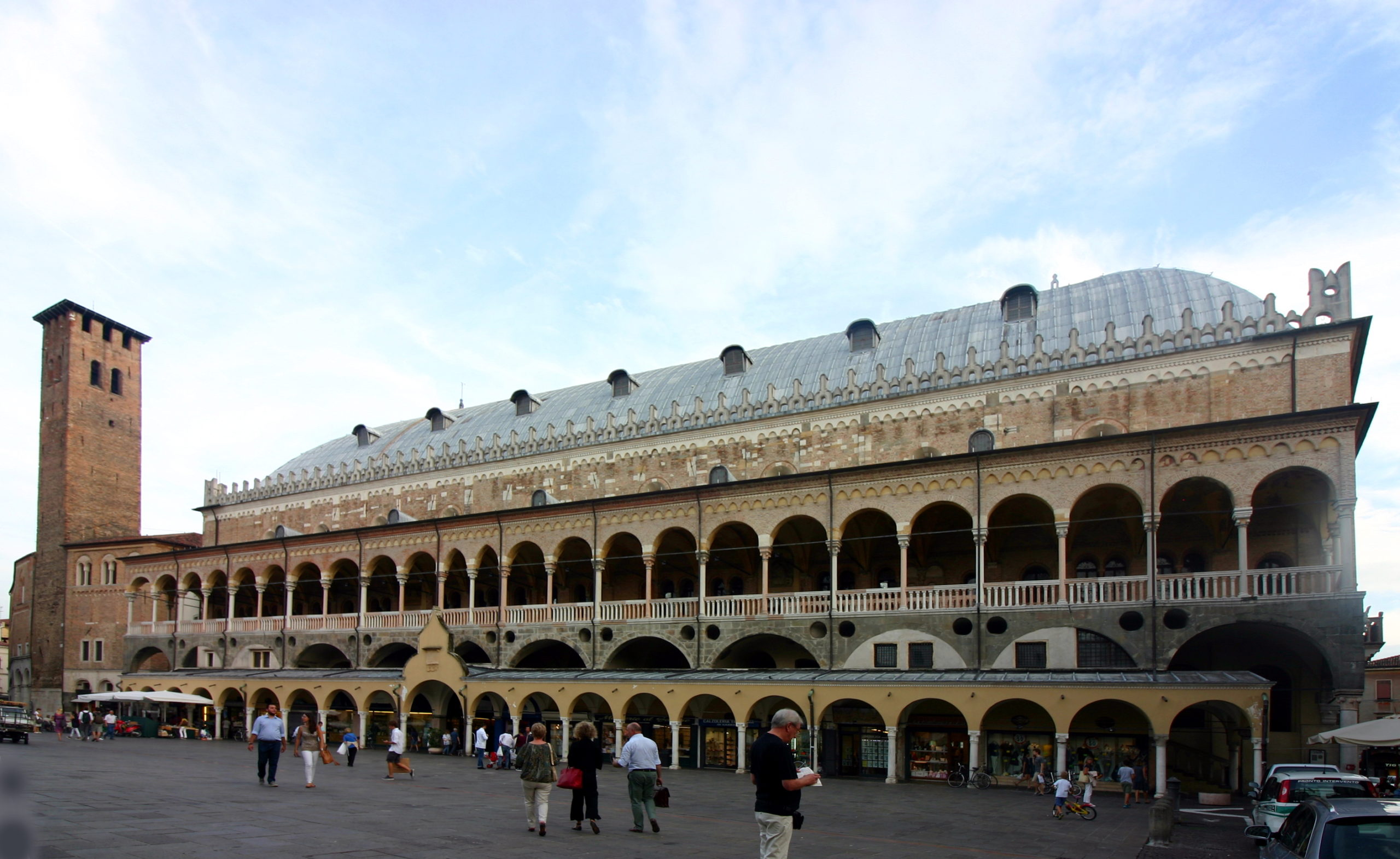 Palácio-Della-Ragioni