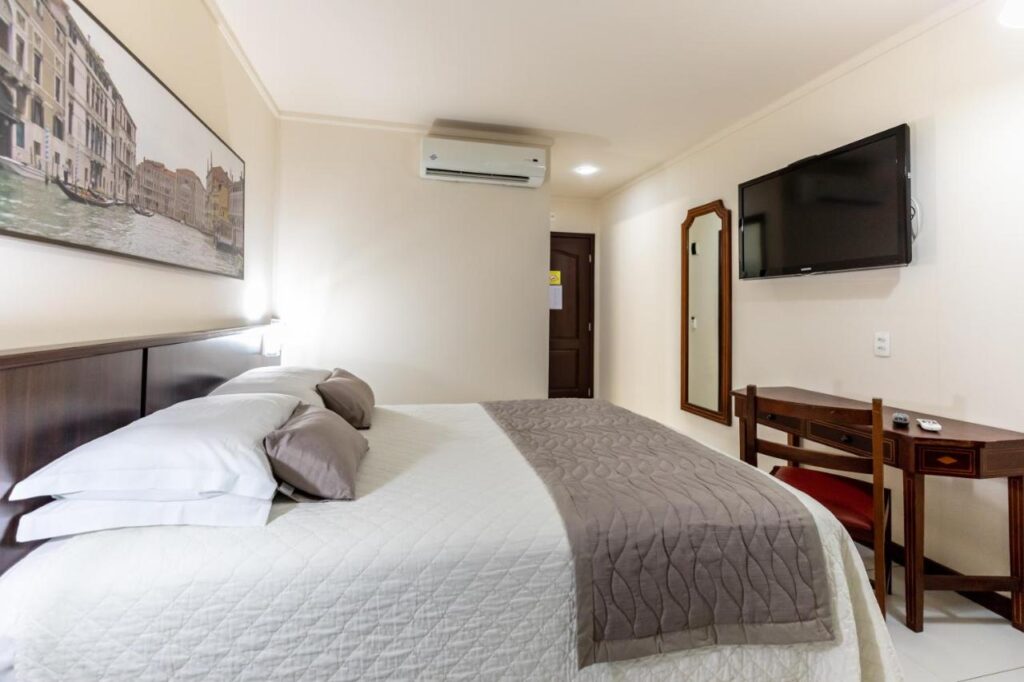 Hotel em Foz do Iguaçu perto da Ponte da Amizade